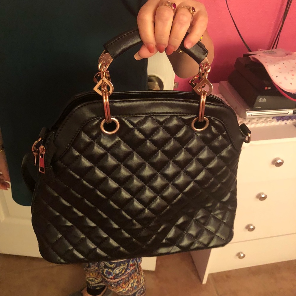 2 nice bag - Picture 2 of 8